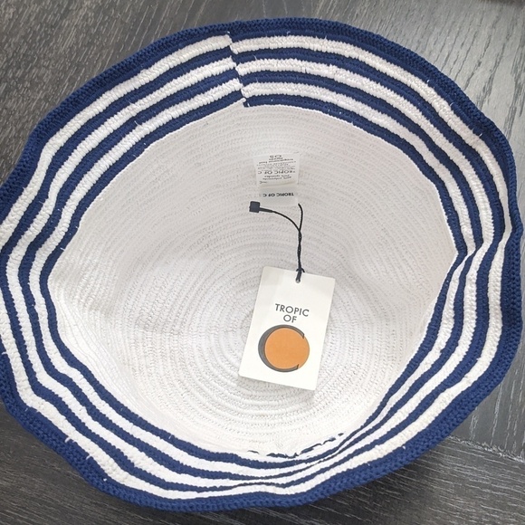 NWT Tropic of C x LVR | Tropicana Knit Bucket Hat main image 4